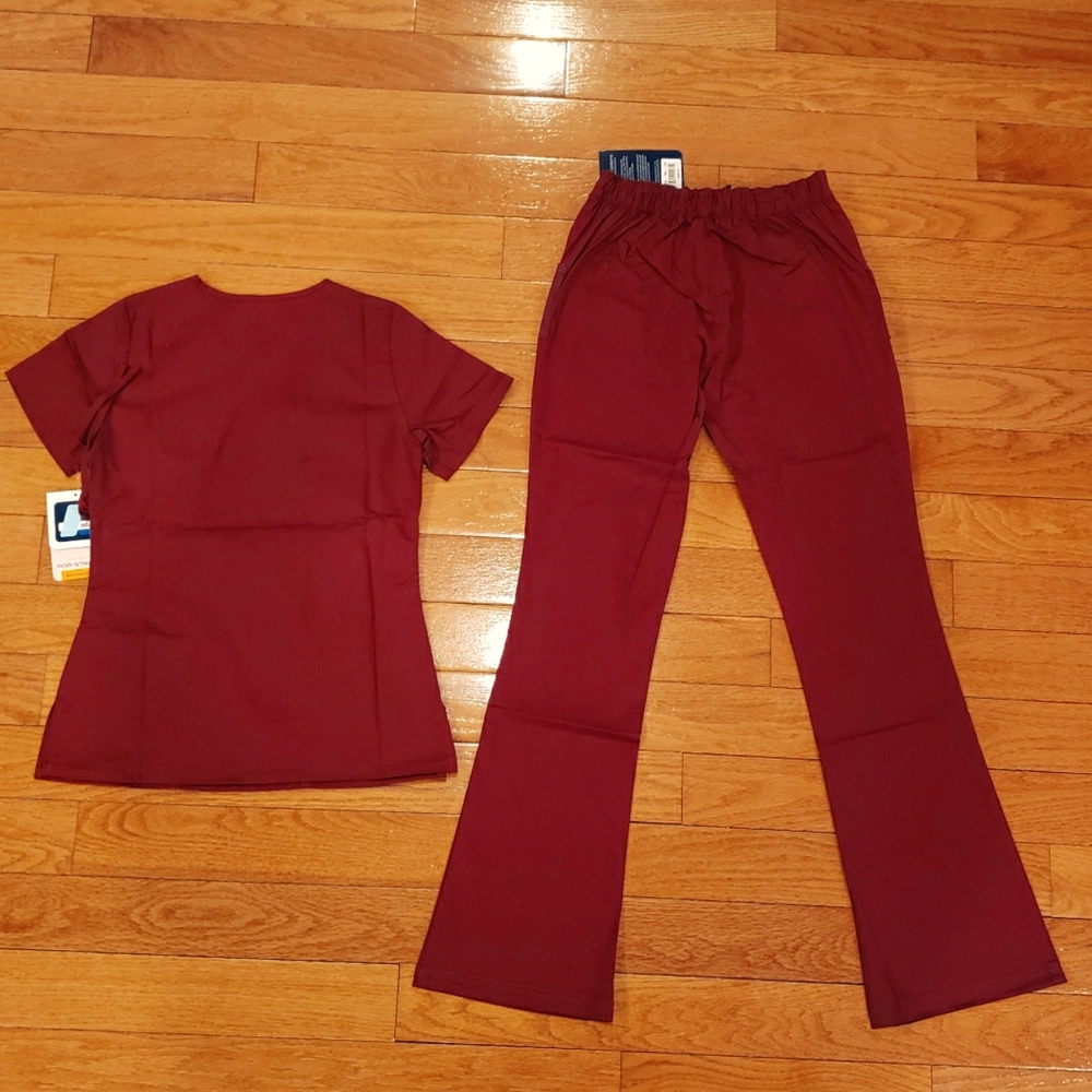 Adar: Nurses Scrub Set. - Picture 2 of 6